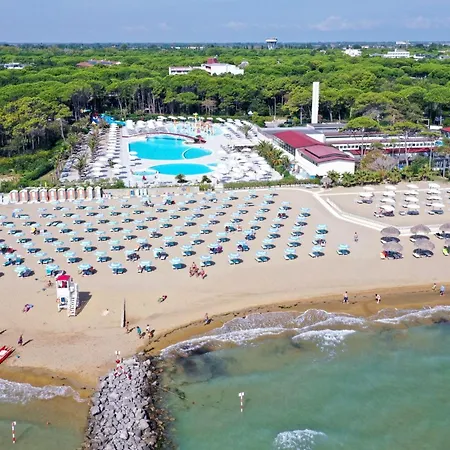 Renovated By The * Lignano Sabbiadoro